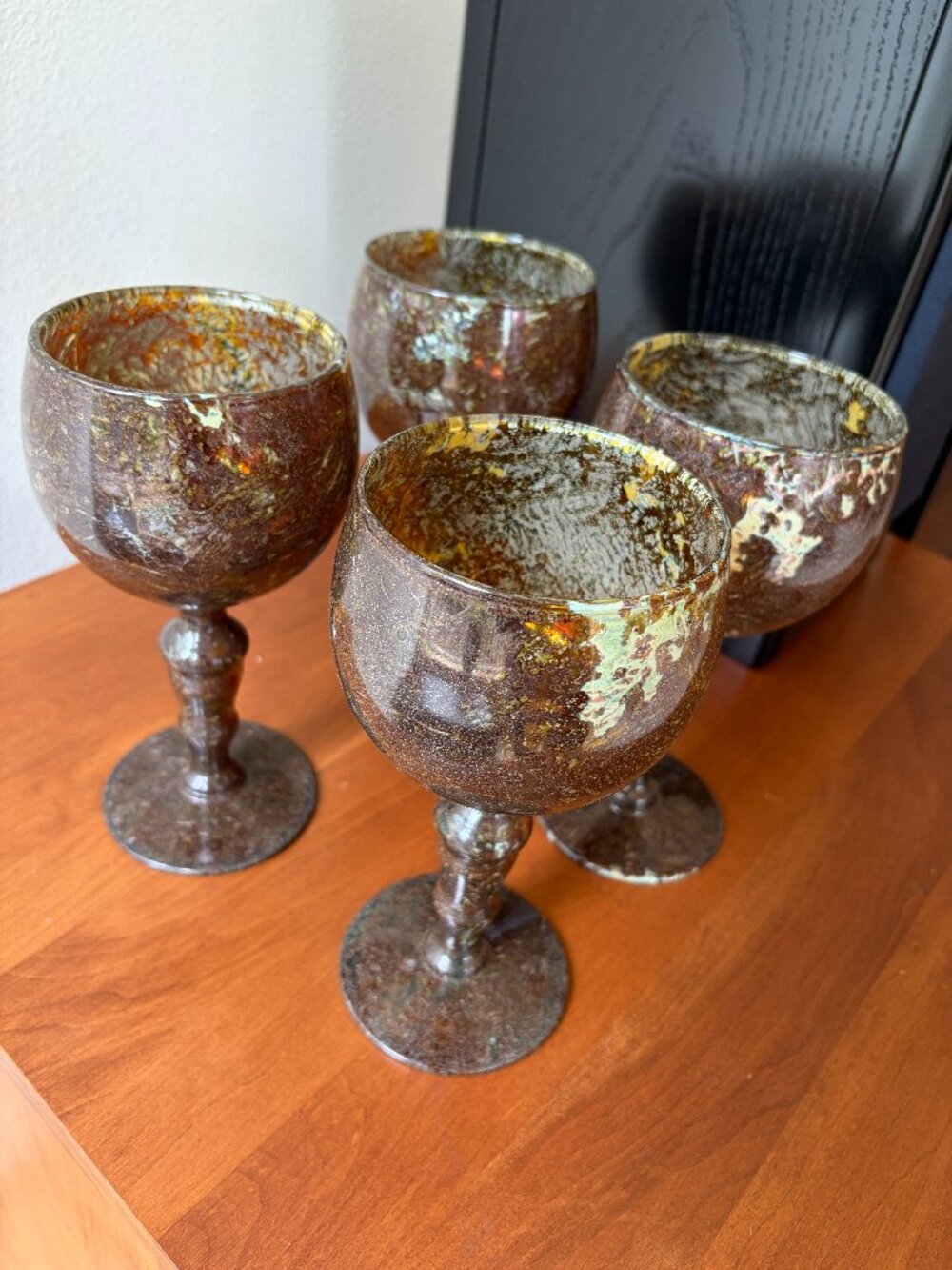 Set of 4 Neiman Marcus Moss Agate Wine Goblets Iridescent Art Glass 8"
